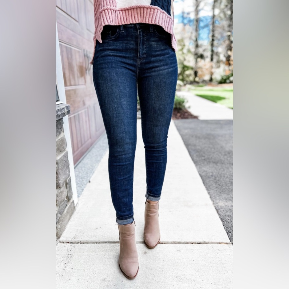 New Judy Blue Non Distressed Super Dark Skinny Fit Jeans Denim 24W Tummy control